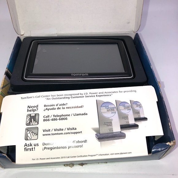 TOMTOM XXL 550T GPS model w/ Lifetime Traffic Edition - 5” screen - Picture 10 of 15